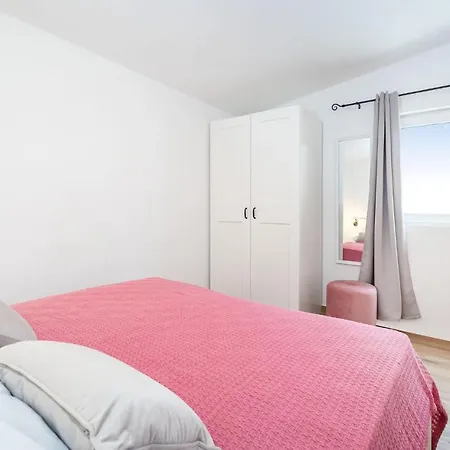 Appartement Stunning In With Wifi